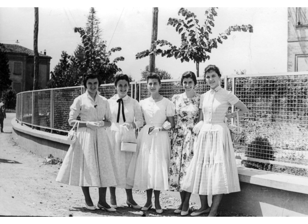 Sassi Luisa e amiche luglio 56