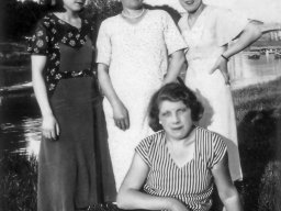 Alice Degoli e amiche