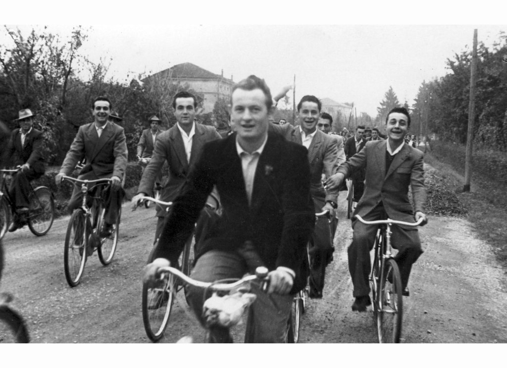 Anceschi Quinto Salvarani G. Calzolari O. 1949