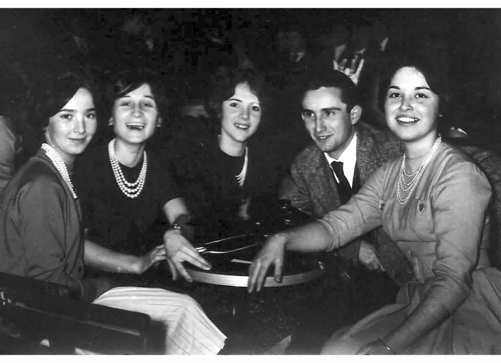 Bona Giuliana, Clara, Roberto, Irene 58