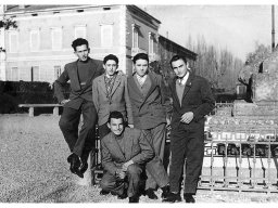 Belluti al monumento 1954 