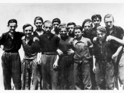 Azzarri Domenico 1944 durante un allarme aereo