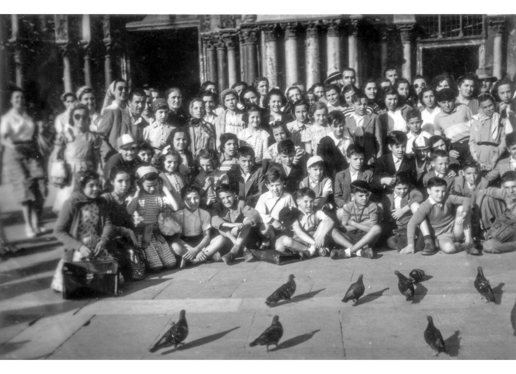 Norberto Marastoni in piedi al centro dx 1947-48 