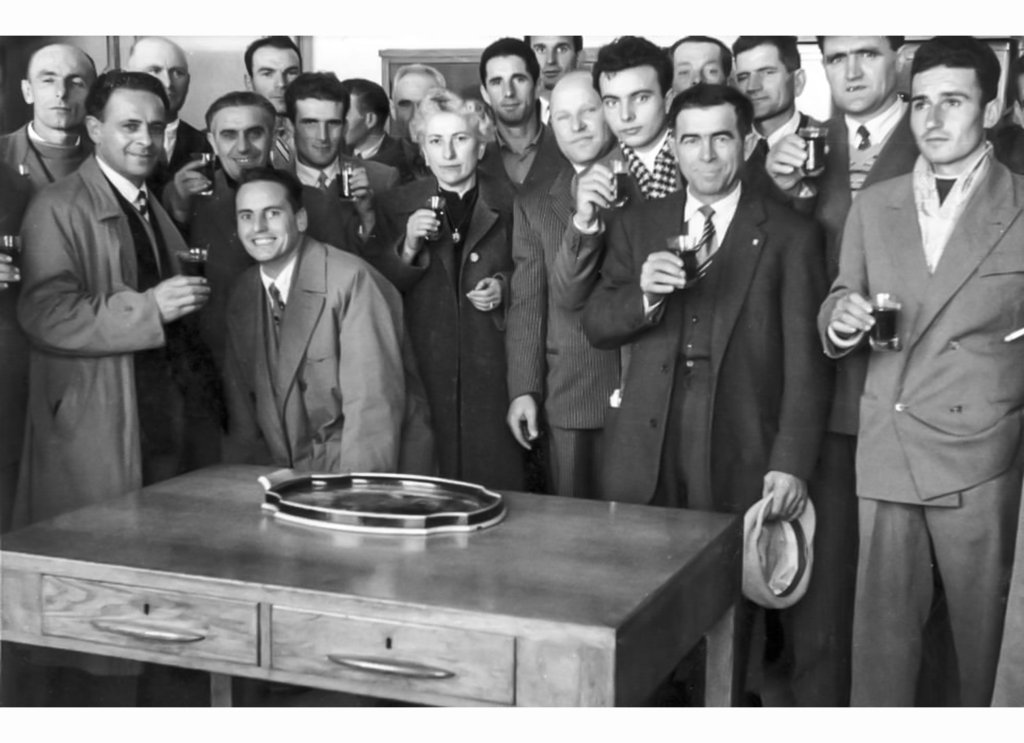 Brindisi Degola, Mugio