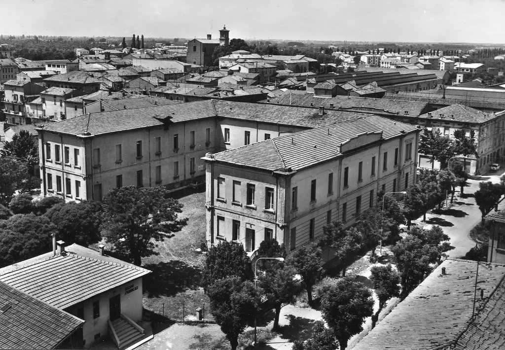 Via De Amicis Scuole