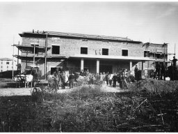 costruzione cantina sociale