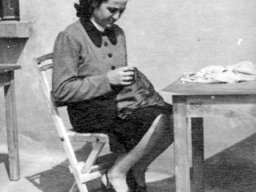 Agosti Nerina "Minnie" 1940 scuola cucito