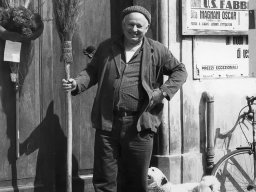 Il mitico Basila con il cane Poncio