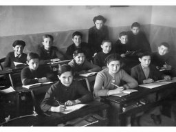 nati nel 1937 Maestra di Bello