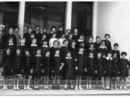 alle scuole commerciali